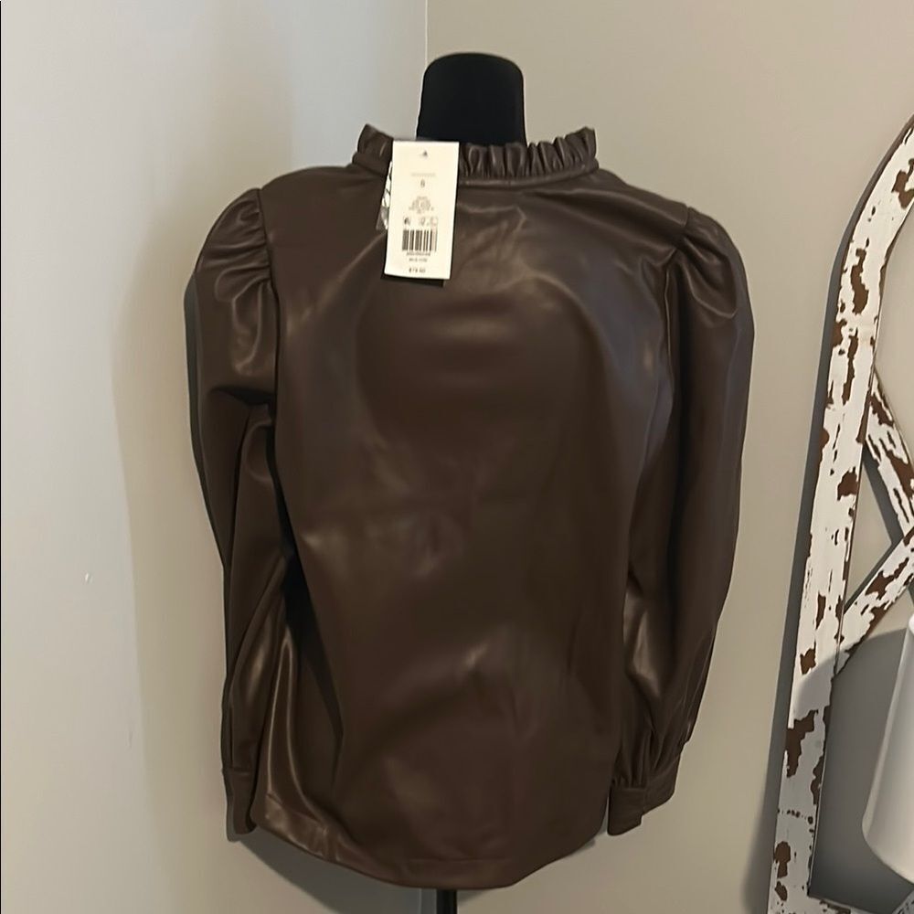 NWT Crown & Ivy Brown Boxy Blouse - Picture 7 of 9